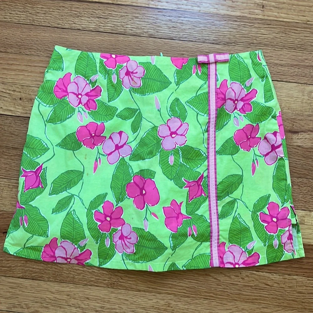 Lilly Pulitzer skort - Picture 1 of 5
